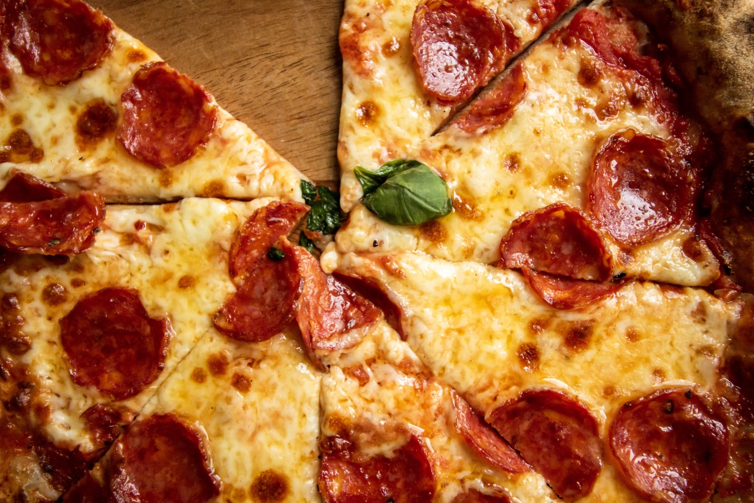 Treat Yourself! Where to Find the Best Pizza in Studio City