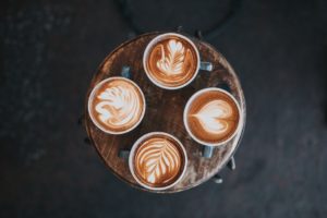 best coffee shops in Los Angeles | vida apartments | Where to Find the Best Coffee Shops in Los Angeles - coffee cups